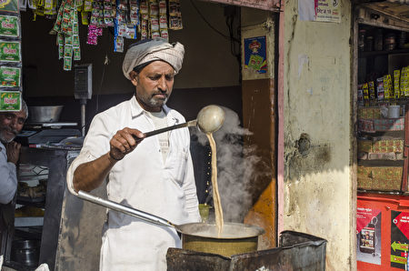 Jaipur,,India,-,March,1,,2014,-,Men,Preparing,Hot,Shutterstock,印度奶茶