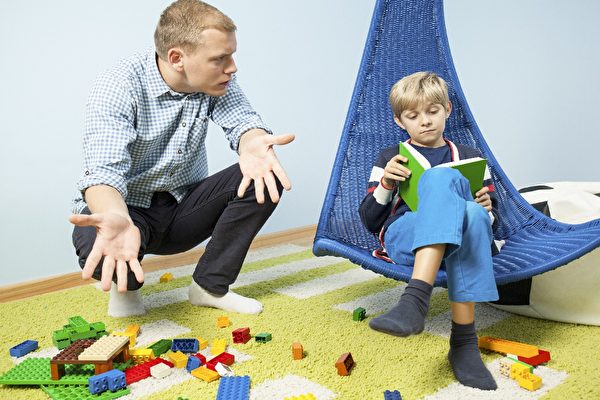 教导孩子收玩具 临床心理师：融入“玩”的元素
