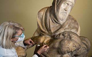 米開朗基羅有砸毀他的雕塑《卸下聖體》嗎？