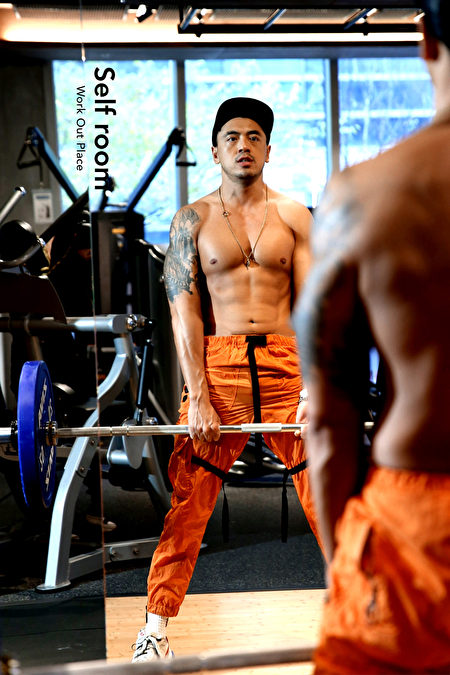 路易莎创办人黄铭贤健身有成，4年来甩脂30公斤。