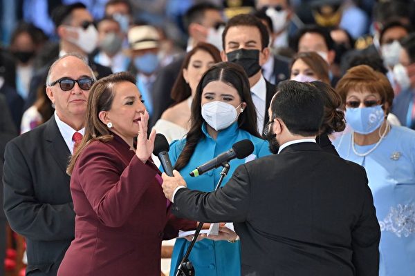 洪都拉斯首位女總統就職 賀錦麗賴清德出席