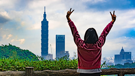 終於到達圓滿廣場，看到台北101大樓了！