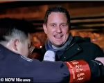 荷蘭記者直播奧運 被「紅袖章」粗暴推走