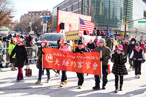 2022年2月5日（大年初五），紐約中國新年大遊行在紐約法拉盛隆重舉行。（戴兵/大紀元）