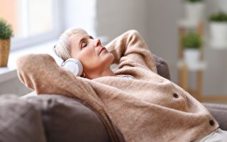 溫和的聲音增強老人記憶和深度睡眠