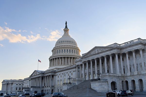 美众院批准短期拨款法案 拜登签署生效