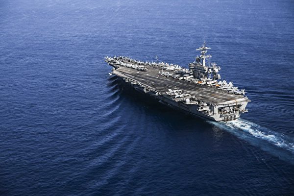 2022年4月1日，美军的林肯号航母（CVN-72）在南海航行。（美国海军）