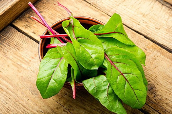 受益於蔬菜的不僅僅是肌肉，有研究表明富含硝酸鹽的蔬菜與心血管健康相關。(Shutterstock)