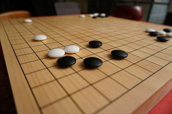 女子圍棋擂台賽 中國隊先鋒吳依銘取得二連勝