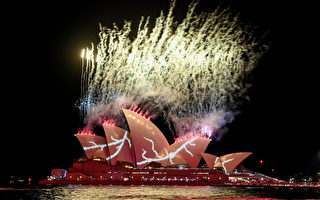 组图：悉尼Vivid灯光节吸引成千上万观众