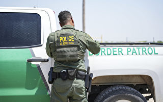 【快讯】德州卡车现40多具非法移民尸体