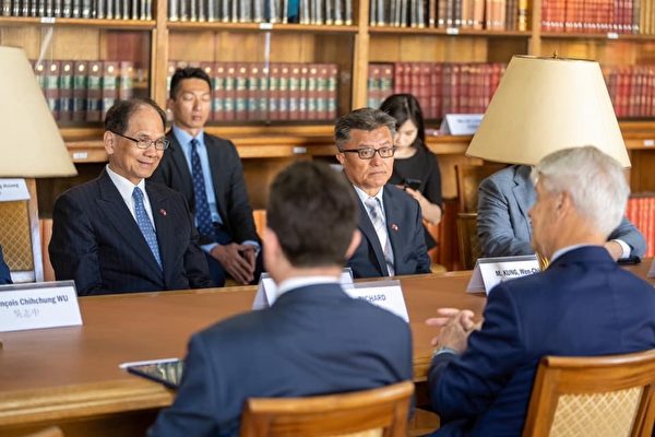 游锡堃回访法国参议院 深化台法关系中共跳脚