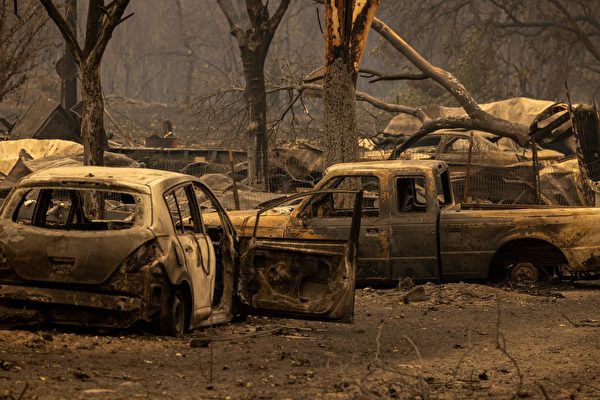 麦金尼大火控制率达40%  未来天气恐增灭火难度