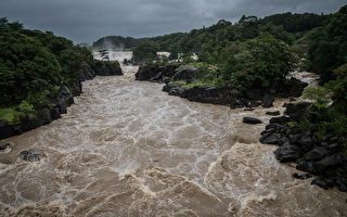 又一颱風襲擊日本中部 12萬戶停電 2人死