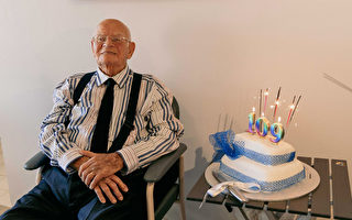 澳洲最长寿男性老人睡梦中去世 享年110岁