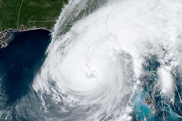 伊恩飓风降为三级风暴 佛州150万户断电
