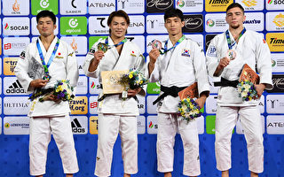 组图：柔道世锦赛男子次轻量级 日本选手夺冠