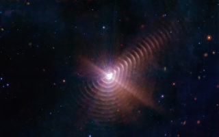韋伯望遠鏡發現罕見星系 宇宙指紋赫然在目