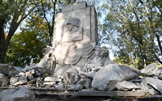 波兰拆除四处苏共时期的红军纪念碑