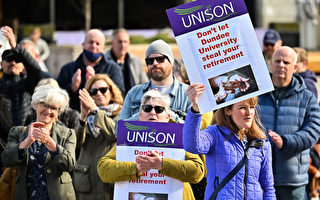 英国护士、公务员、大学教师决定罢工