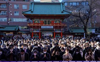 組圖：迎2023 日本民眾參加新年參拜活動