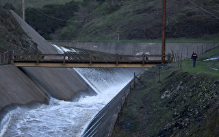 连续强降水成洪灾 加州旱情为何只降级？