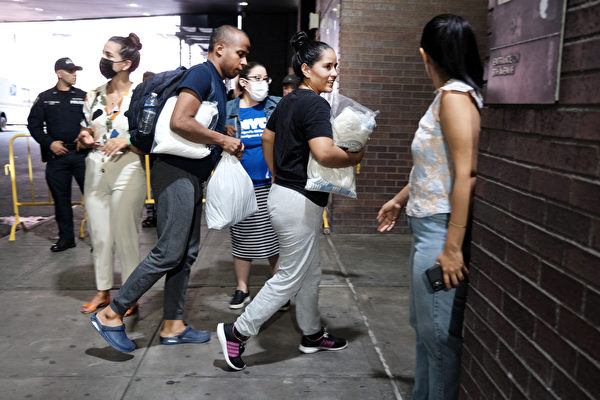 紐約市長改口稱尋求庇護者不適用《庇護權法》