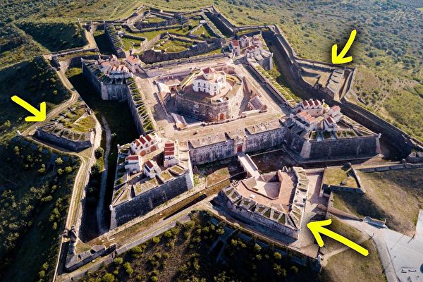 组图：中世纪城堡防御工事升级成为星形要塞