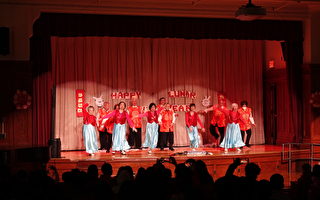 华策会人瑞中心舞蹈组 130小学新年活动压轴表演
