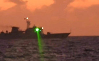 中共海警用激光干扰菲补给船 马尼拉指责