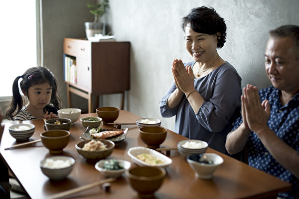 日本营养学家分享长寿秘诀：每天吃5种食物