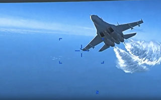 俄战机在黑海上空攻击美无人机的视频曝光