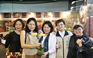 黃敏惠率團參訪國際蘭展  聯手宣揚蘭花美學