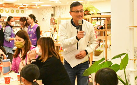 “桃园市文化基金会”举办第一场棒棒糖手工皂亲子DIY课程，执行长林昭贤表示，希望可以在执行长任内办理更多亲子活动，把客家文化传承做得更好。