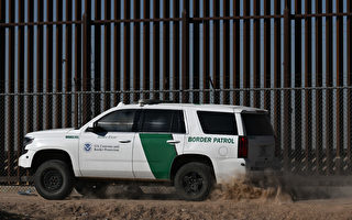 偷越美墨边境 非法移民被指不怕美国官员