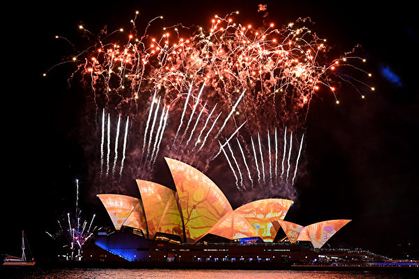 组图：2023年悉尼灯光节 绚丽灯光烟花秀