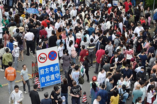 今年高考人數創紀錄 中國千萬畢業生找工難