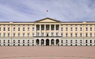 挪威奧斯陸王宮：展現新古典主義建築之美