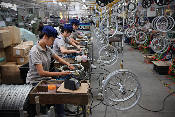 中国11月制造业PMI加速收缩 降至49.4