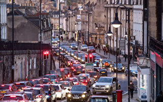 英国Bath开始对污染严重车辆加收停车费