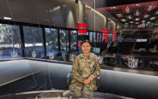 近十年参军经历 美华裔女兵讲述军中趣闻