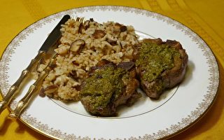 香蒜羊排配野菇飯：簡單又特別的晚餐