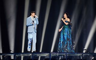 吴青峰跨年夜与小野丽莎合唱 创即时收视冠军