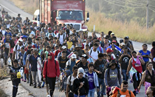 出境簽證承諾落空 移民恢復穿越墨西哥的旅程