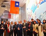 新唐人油畫大賽台灣選手參訪紐約經文處