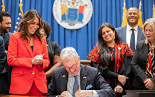 新澤西州長墨菲簽署三項與移民有關法案