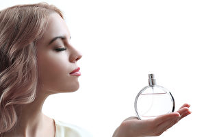 打造嗅覺身分 如何選擇你的標誌性香水？