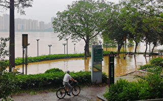 广东洪灾致多人死伤 至少10人失联