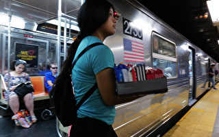 紐約市將阻止西語裔兒童在地鐵上販賣糖果