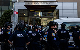 纽约警方再对两处校园抗议营地清场 逮捕数十人